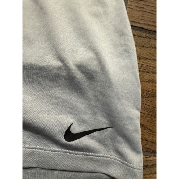 Nike Dri Fit Womens Athletic Skirt Gray Built in‎ Shorts Pockets Golf Tennis S - Picture 9 of 10